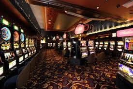 Filipino player browsing Star Casino on a mobile phone